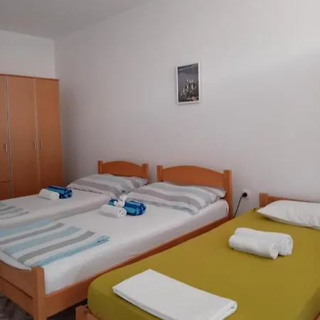 Golubacki San Apartment *