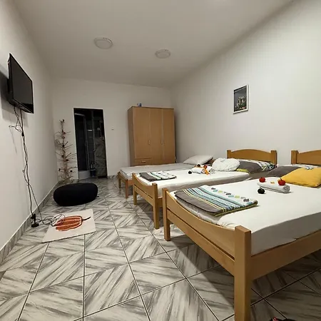 Golubacki San Apartmán *